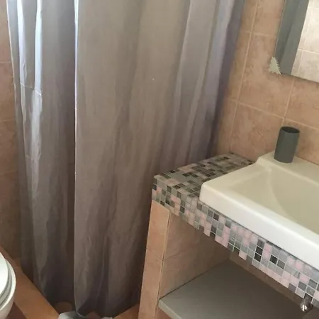 Дом отдыха Cycladic In Rural Surrounding 4 *