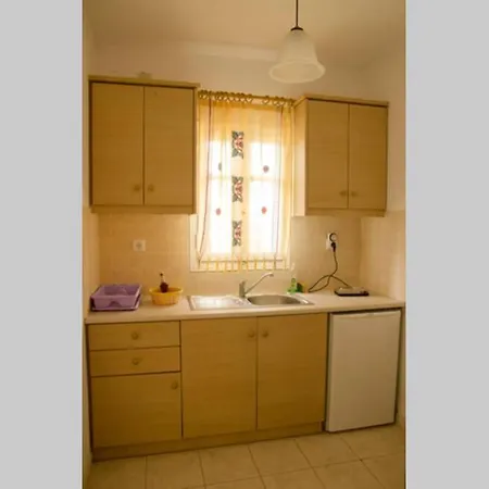 Дом отдыха Cycladic In Rural Surrounding 4 Tholaria