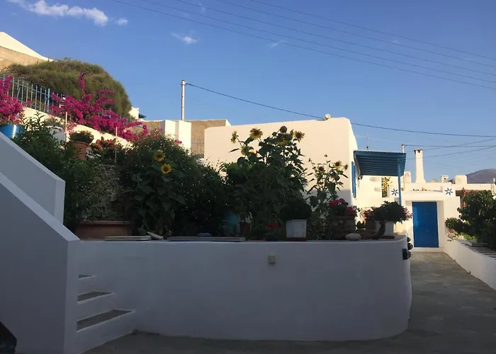 Cycladic In Rural Surrounding 4